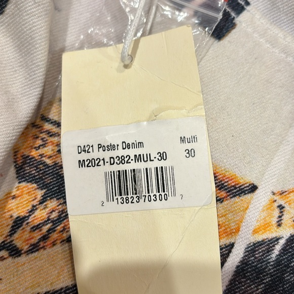 Mnml Printed Denim - Picture 3 of 4